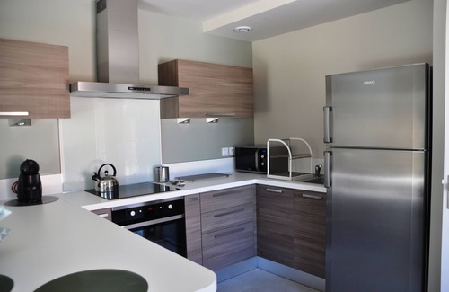 Roussillon Cottage | NEW ROUSSILLON: Seasonal Rental Garance