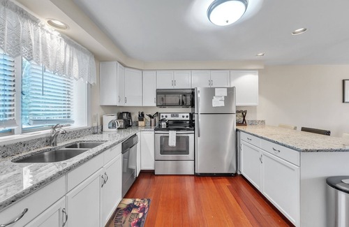 North Creek House | NEW! Santanoni 60H - Renovated Townhome with Privacy by The Summit at Gore Mountain