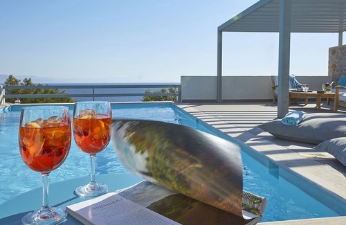 Katakali Villa | New Sea Side Villa with private pool and great views. Amazing for families