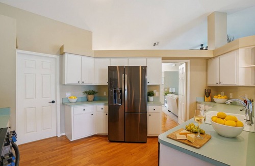 Pelican House | NEW! Seahorse Cove - Pool, Gulf Access & Tiki Bar