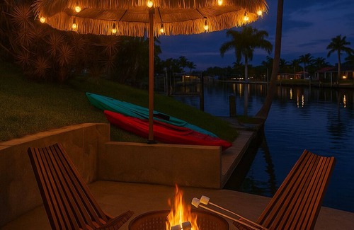 Pelican House | NEW! Seahorse Cove - Pool, Gulf Access & Tiki Bar