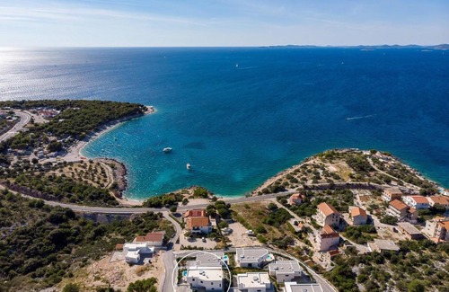 Primosten Burnji Villa | New! Seaview Villa Dolac with heated pool, a Hot tub, Finnish sauna and Billiards