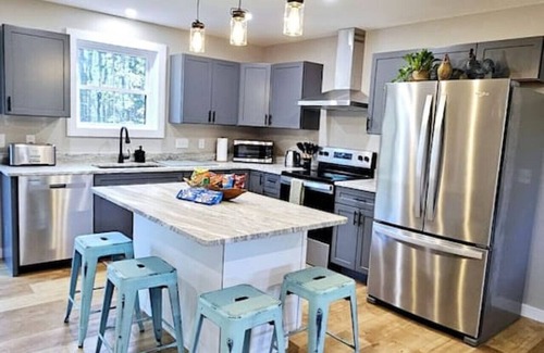 Harrison House | NEW! Serenity Escape: Peaceful Countryside Retreat