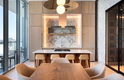 Midtown Apartment | *NEW* Skyfall by ALR