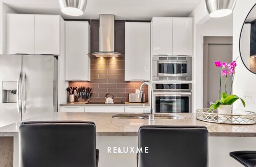 Second Ward Apartment | NEW Skyline Escape | A Reluxme High-Rise Experience🏙️