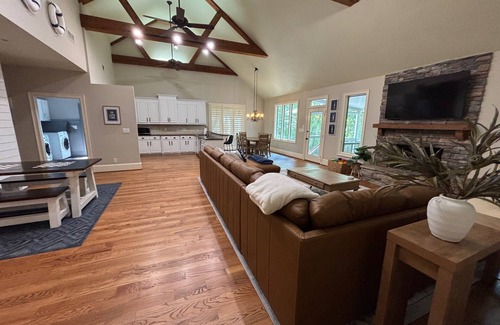 Dawsonville Cabin | New! Slice of Paradise on Lake Lanier
