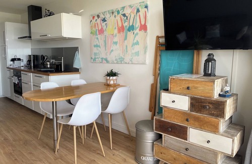 Quiberon Apartment | New south-facing seafront apartment (classified 3*) in a secure residence