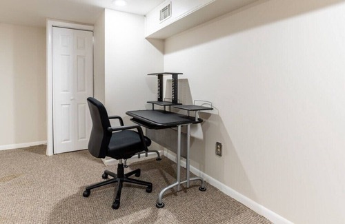Malvern House | NEW!! Spacious 3 Bedroom Townhouse in Malvern, PA