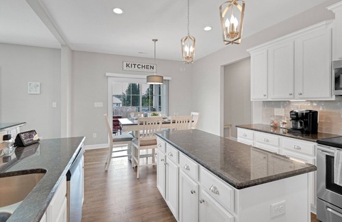 Aberdeen House | New! Spacious 4 BD Golf Getaway with Game Room!