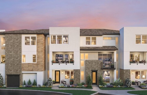 Serra Mesa House | new spacious 4-bedroom townhome in lovely San Diego with WiFi, AC, fitness room