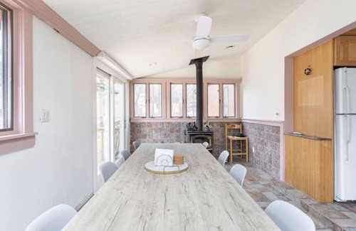 Greenwood Lake Cottage | NEW Spacious 5 bedrooms with Public Lake & Beach Access and Kayak!