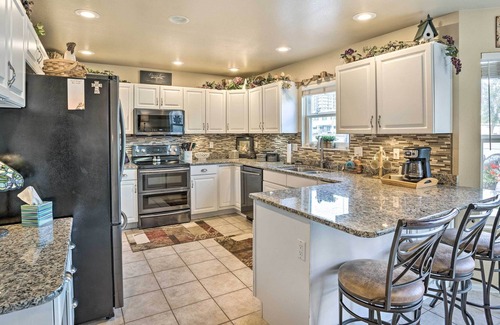 Canon City House | NEW! Spacious Cañon City Retreat w/ Yard & Hot Tub