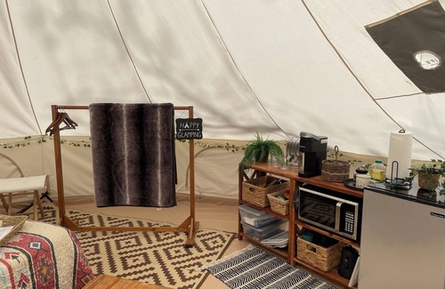 Cranberry Falls RV Rental | NEW! Starlight Lookout - Glamping, Smoky Mountains NC, 5min to BRP