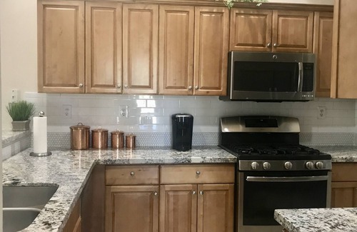 McCormick Ranch Condo | New! Striking McCormick Lake Condo in Heart of Resort & Entertainment Area
