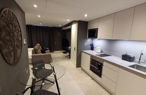 Gibraltar Apartment | NEW - Studio Apartments in EuroCity - Large Pool - Rock or Sea Views - Balcony - Free Parking - Holiday and Short Let Apartments in Gibraltar