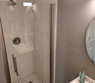 Wesley Heights Apartment | NEW studio apt & backyard oasis in historic uptown