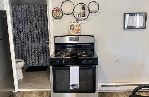 Federal Hill Apartment | New Studio in ❤️ of Providence with FREE Parking