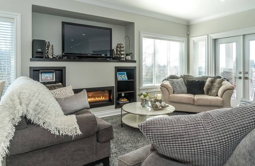 Guildford House | New stunning 4 bedroom home with big backyard