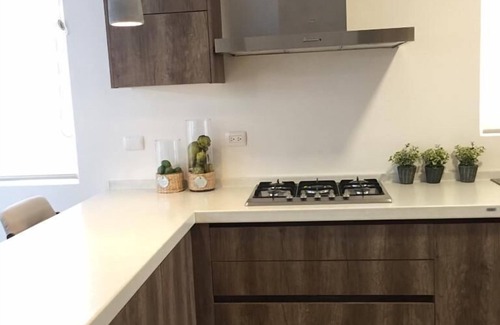 Cerritos House | New, Stunning, Beautiful Decorated, Spacious House - 5min walk to the beach