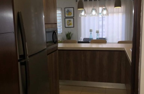 Cerritos House | New, Stunning, Beautiful Decorated, Spacious House - 5min walk to the beach