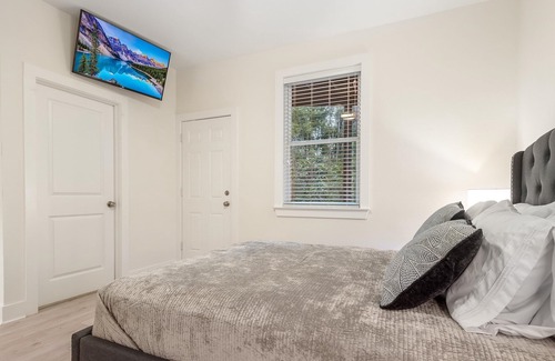 Tallahassee House | New Stylish Home for Your Family-Starfish