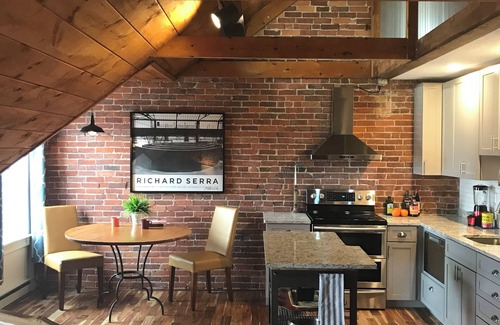 Downtown Portland Condo | NEW! Stylish Loft in the Heart of Downtown Portland