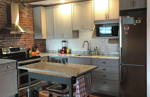Downtown Portland Condo | NEW! Stylish Loft in the Heart of Downtown Portland