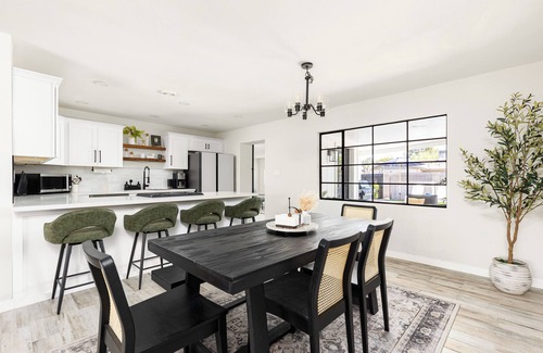 Scottsdale Country Acres House | NEW Stylish Retreat near Old Town, Pool, FREE Hot Tub, Pet-Friendly!