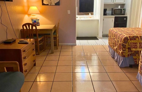 South Palm Park Neighborhood Association Hotel | New Sungate Motel
