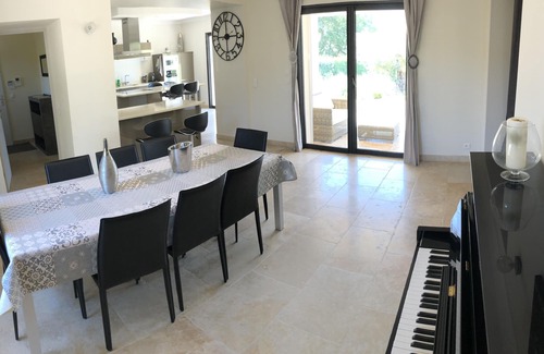 St.-Remy-de-Provence Villa | NEW Superb villa - heated swimming pool fence - 4000m garden - St-Rémy de Pce
