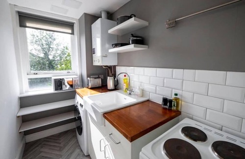 Glenisla Apartment | New Superhost Listing: Bright flat nr. University