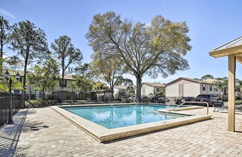 University House | NEW! Tampa townhome w / pool near top attractions!