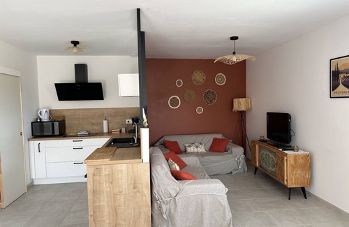 Saint-Maurice-sur-Eygues House | NEW THREE-BEDROOM VACATION VILLA WITH PRIVATE POOL IN DRÔME PROVENÇALE, FRANCE