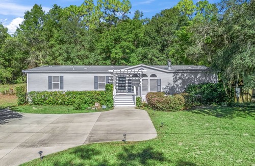 Dunnellon House | NEW! The Blue Heron Hideaway- cute & cozy 3 bed/2 bath with Rainbow River access