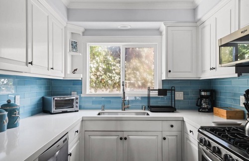 Roseville - Fleet Ridge House | New The Coastal Nest