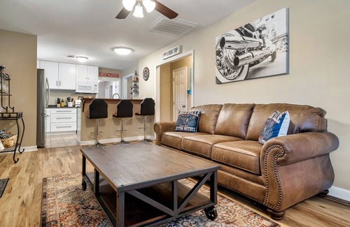 Maryville Cabin | NEW- THE DRAGON CABIN-US 129-SMOKY MOUNTAINS