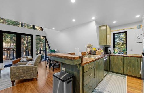 McCall House | New! The McCall A Frame - Walk to restaurants and lake - Office - Library - Games