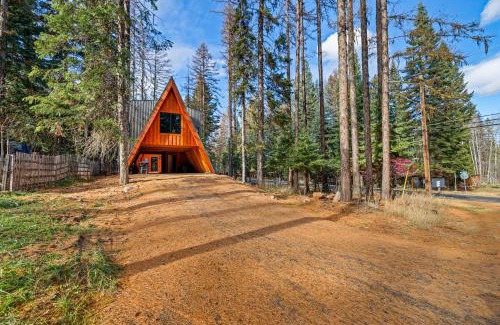 McCall House | New! The McCall A Frame - Walk to restaurants and lake - Office - Library - Games