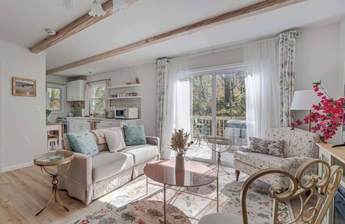 Front Royal House | New | The Rosewood Retreat | Cozy Cabin w/Hot Tub