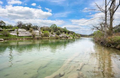 Wimberley House | NEW! The Yellow Door- Downtown Wimberley w/River Access
