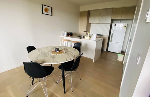 Cranbourne East House | New Three Bedroom Town House close to Mornington Peninsula
