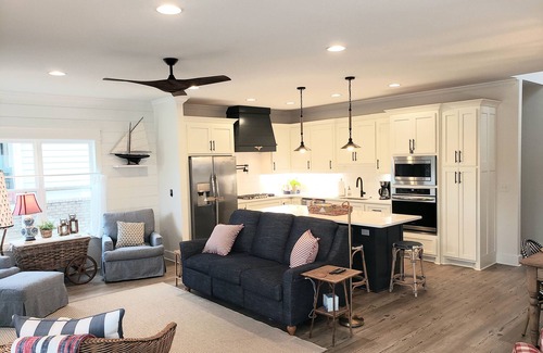 Winchester House | NEW! Tim's Ford Lakefront Home