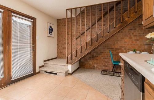 Pueblo House | New Timeless 2-bedroom with Exposed Brick