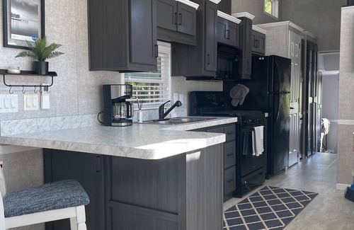 Keeling House | New Tiny Home 4 miles to VIR & close to Hyco Lake