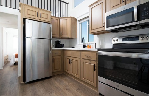 Valle House | New Tiny Home on Private 1 Acre with Power, AC/Heat, Starlink Internet