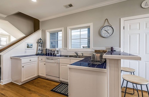 Bonito Boathouses House | New to rental market! Overlooking marina on Fripp Island
