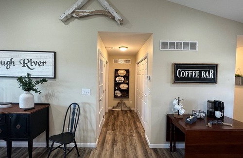 Westview House | New to the Market! Charming 3-bedroom Rough River lake home! In Westview KY!
