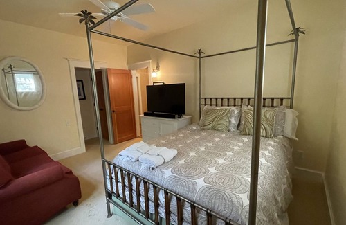 Keepers Landing House | NEW to VRBO! 4 bedrooms, 4.5 baths overlooking the marsh!