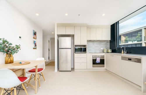 O'Connor Apartment | New to VRBO: Inviting Urban Stay near City and ANU