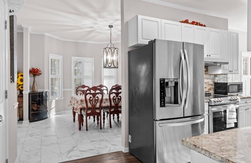 Jefferson House | New to Vrbo! Jefferson Poolside Escape w/pool!